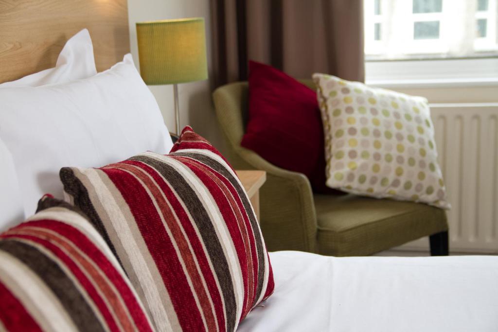 Travelrest Centre Seafront Hotel Bournemouth Szoba fotó